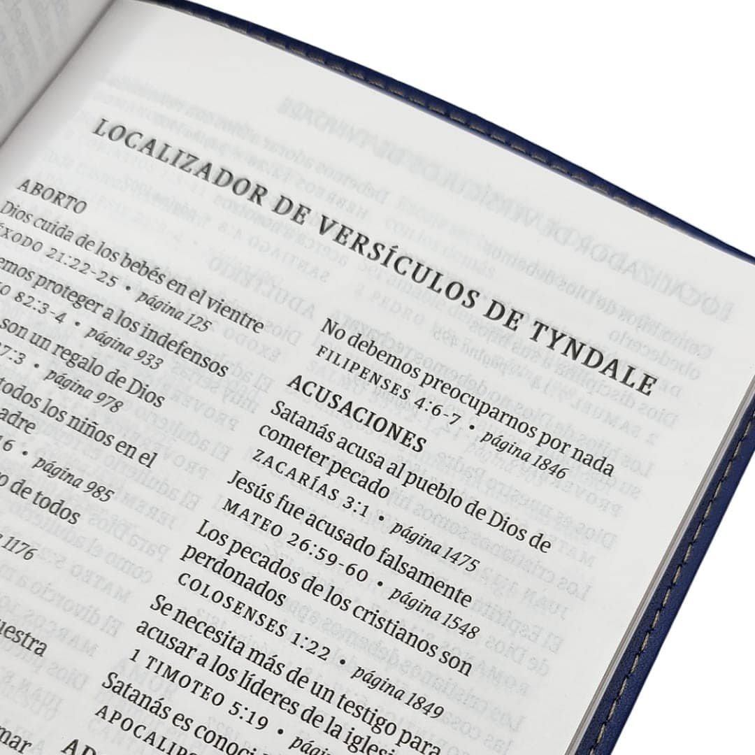 Biblia manual NTV, letra grande con Filament (SentiPiel, Azul oscuro, Letra Roja) - Imagen 3