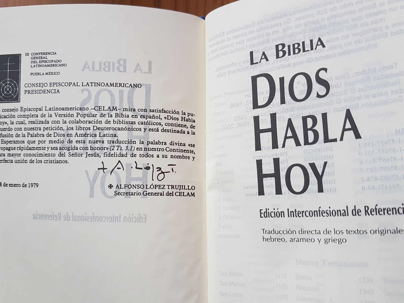 Biblia Dios Habla Hoy Con Deuterocanónicos Tapa Dura - Imagen 2